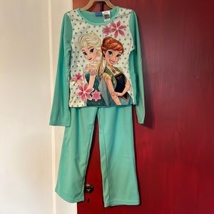 Kids Frozen pajamas
